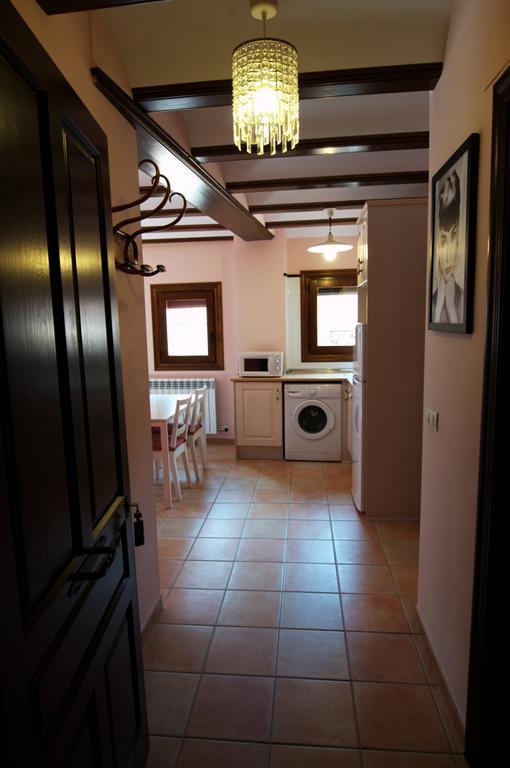 Apartamentos Cine Capicol Albarracín Kamer foto