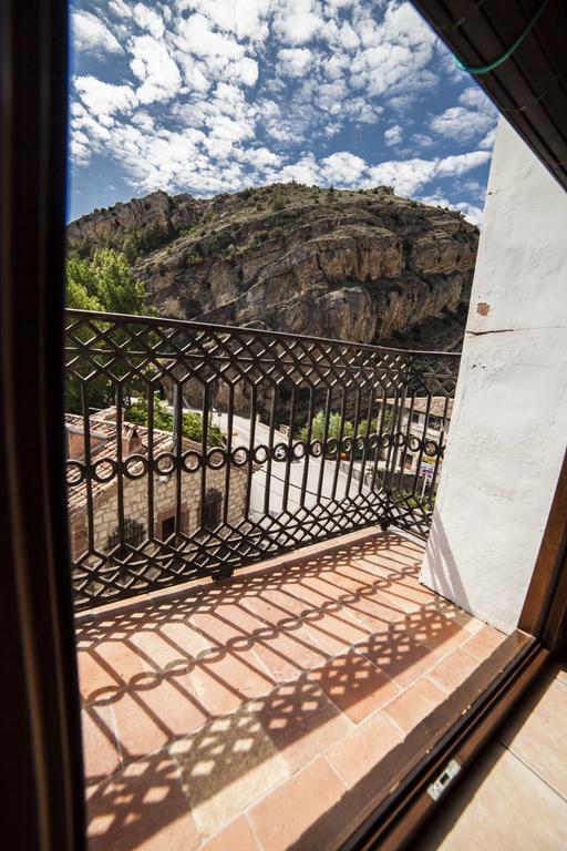 Apartamentos Cine Capicol Albarracín Buitenkant foto