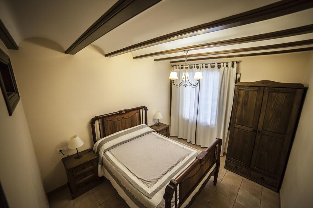 Apartamentos Cine Capicol Albarracín Buitenkant foto