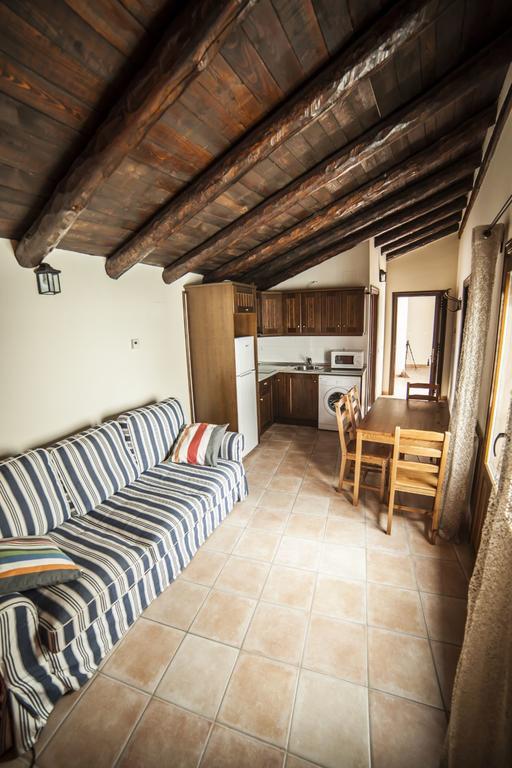 Apartamentos Cine Capicol Albarracín Buitenkant foto