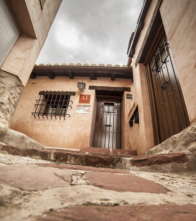 Apartamentos Cine Capicol Albarracín Buitenkant foto