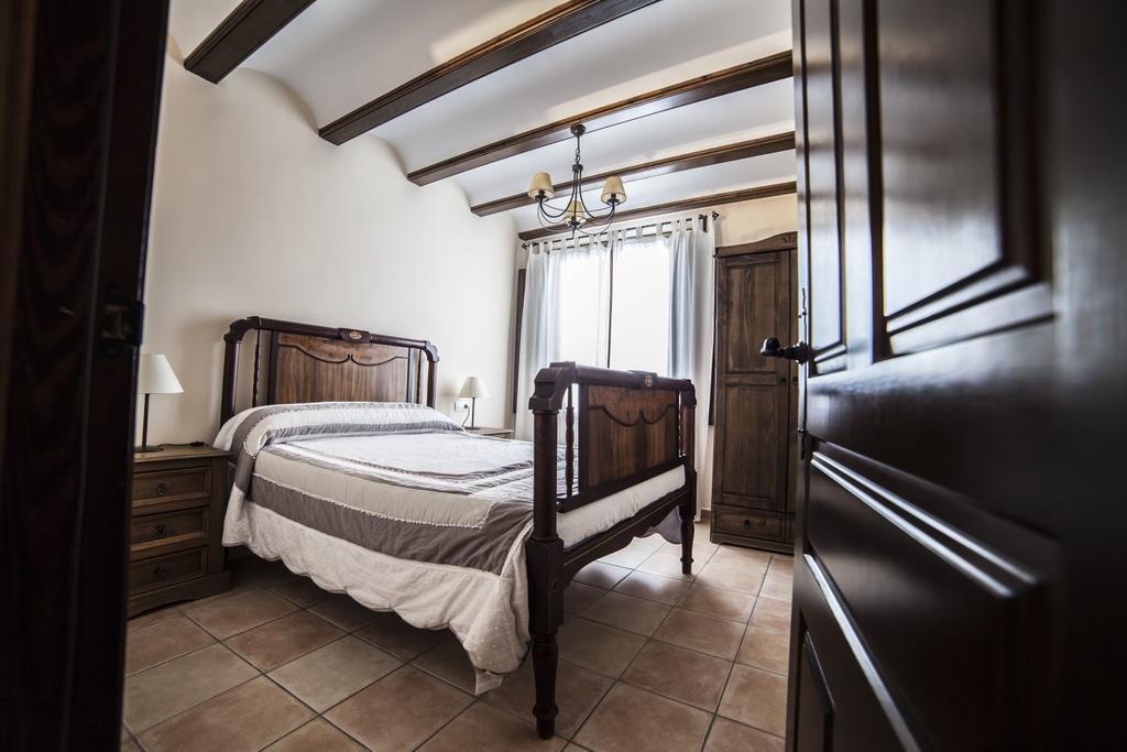 Apartamentos Cine Capicol Albarracín Buitenkant foto