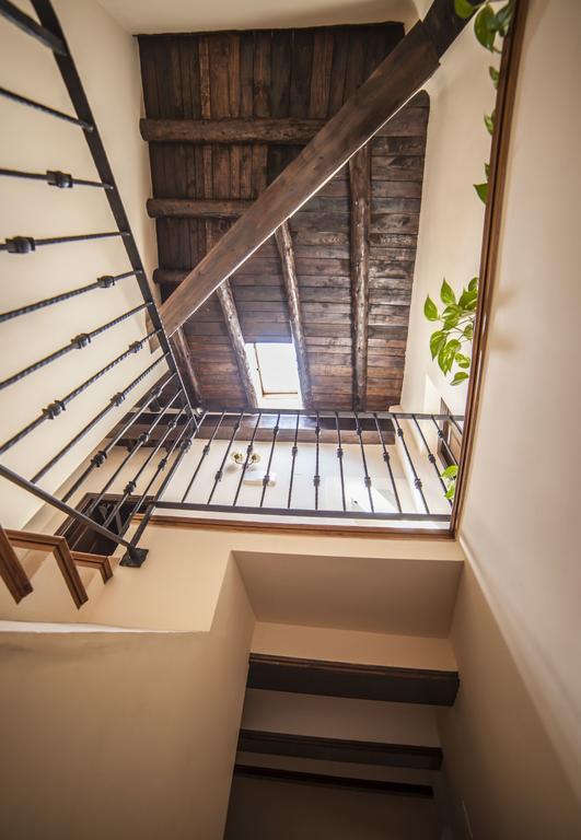 Apartamentos Cine Capicol Albarracín Buitenkant foto